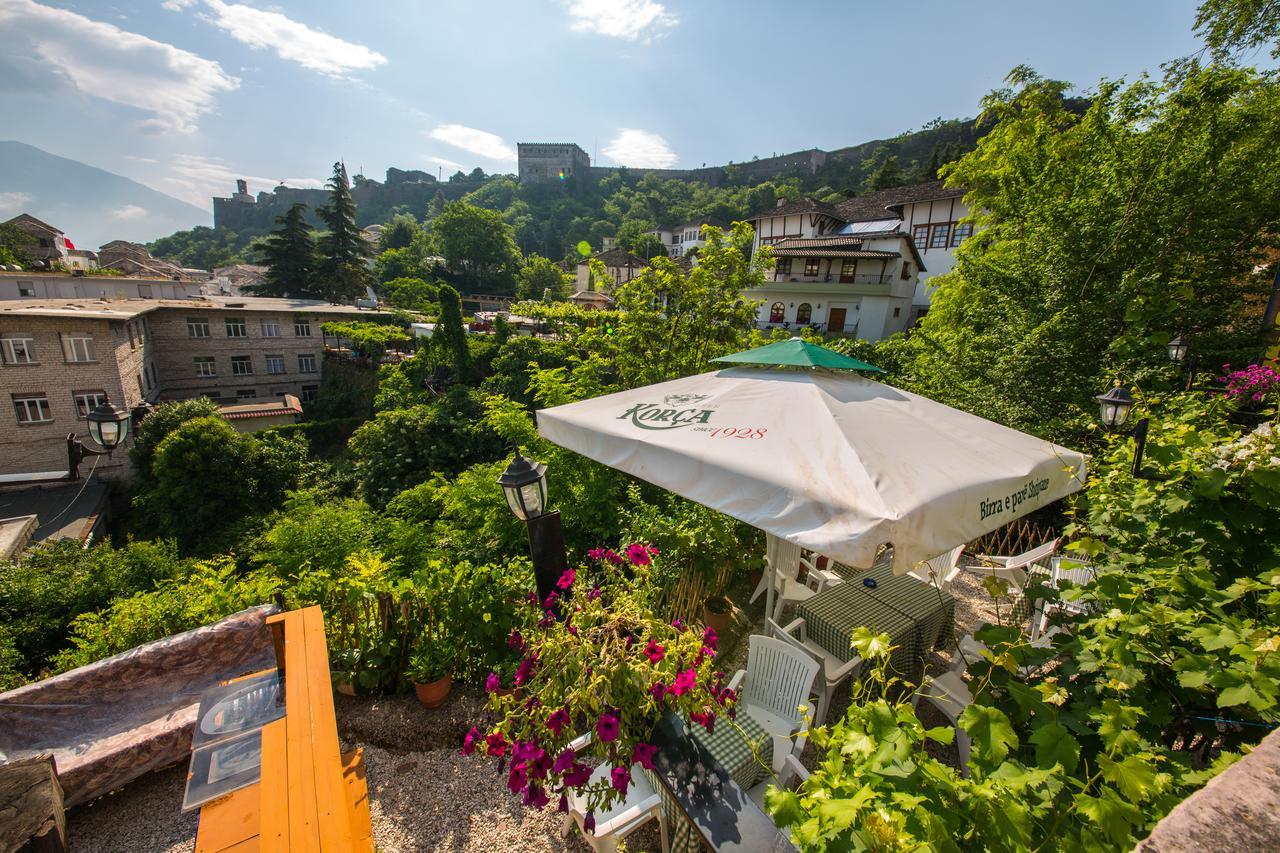 Bed And Breakfast Kotoni Gjirokastër Esterno foto